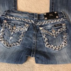 Miss Me Sz 27 boot cut embellished jeans w/factory distressing/wiskering EUC!
